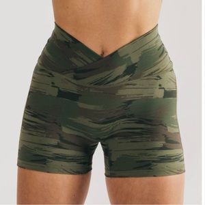 Alphalete Camo shorts
